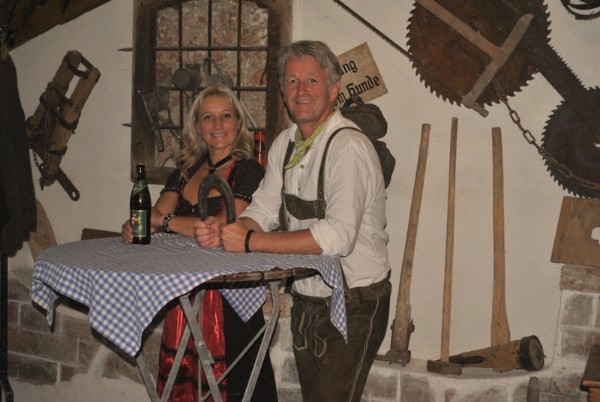 hochzeitsband-partyband-saengerin-tracht3